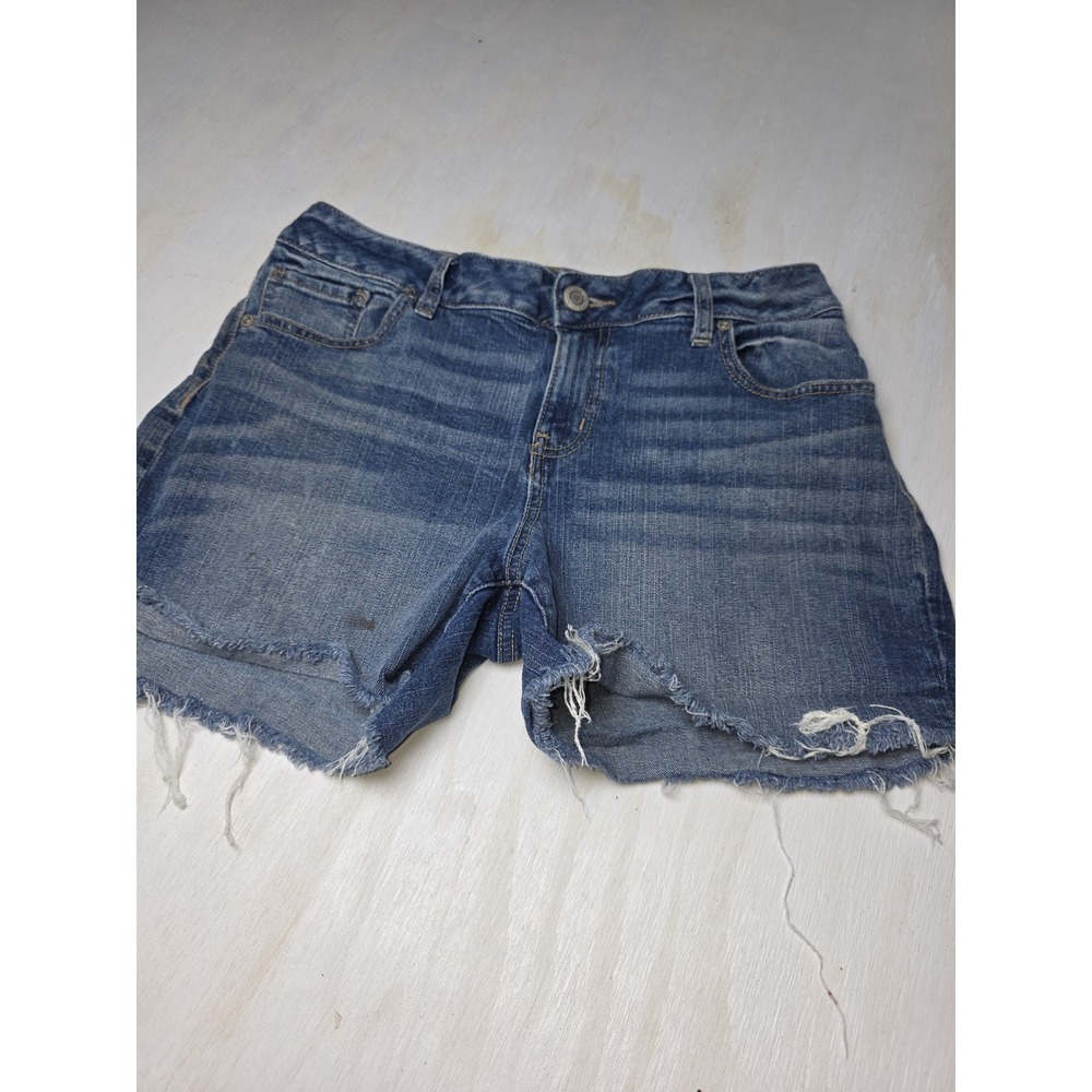 Maurice's High-Rise Denim Shorts Medium Wash Women's Size 10 - Picture 1 of 7